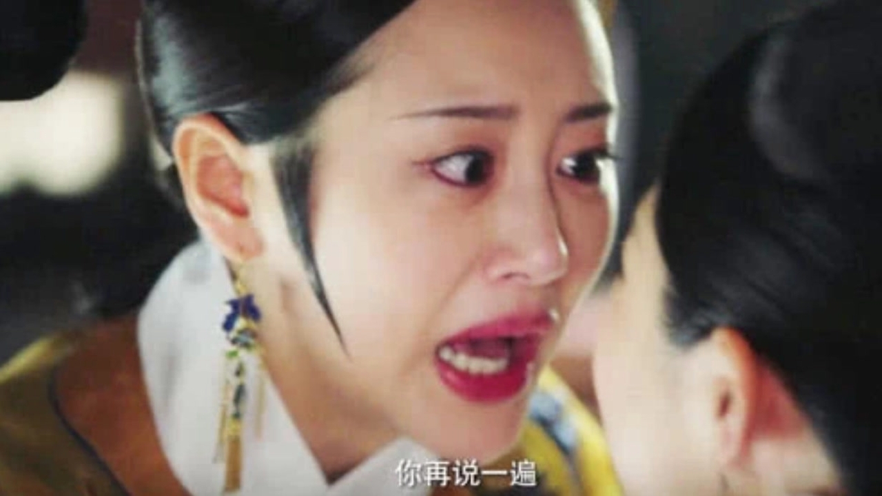 卢敏仪息影20年后，朋友婚礼演唱《铁塔凌云》让人听得回忆满满